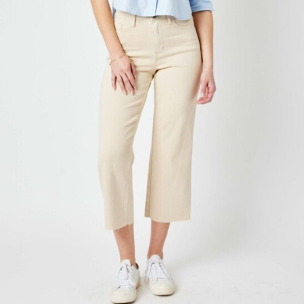 Judy Blue Garment Dyed Wide Leg Jeans Women's 13/31 Cream Cropped Frayed Hem